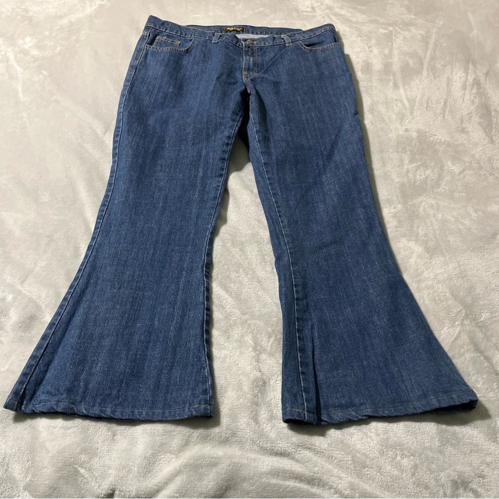 Run & Fly  Womens Jeans Sz 38R Blue Y2K Flare Bottom Retro Made in UK 29” Inseam